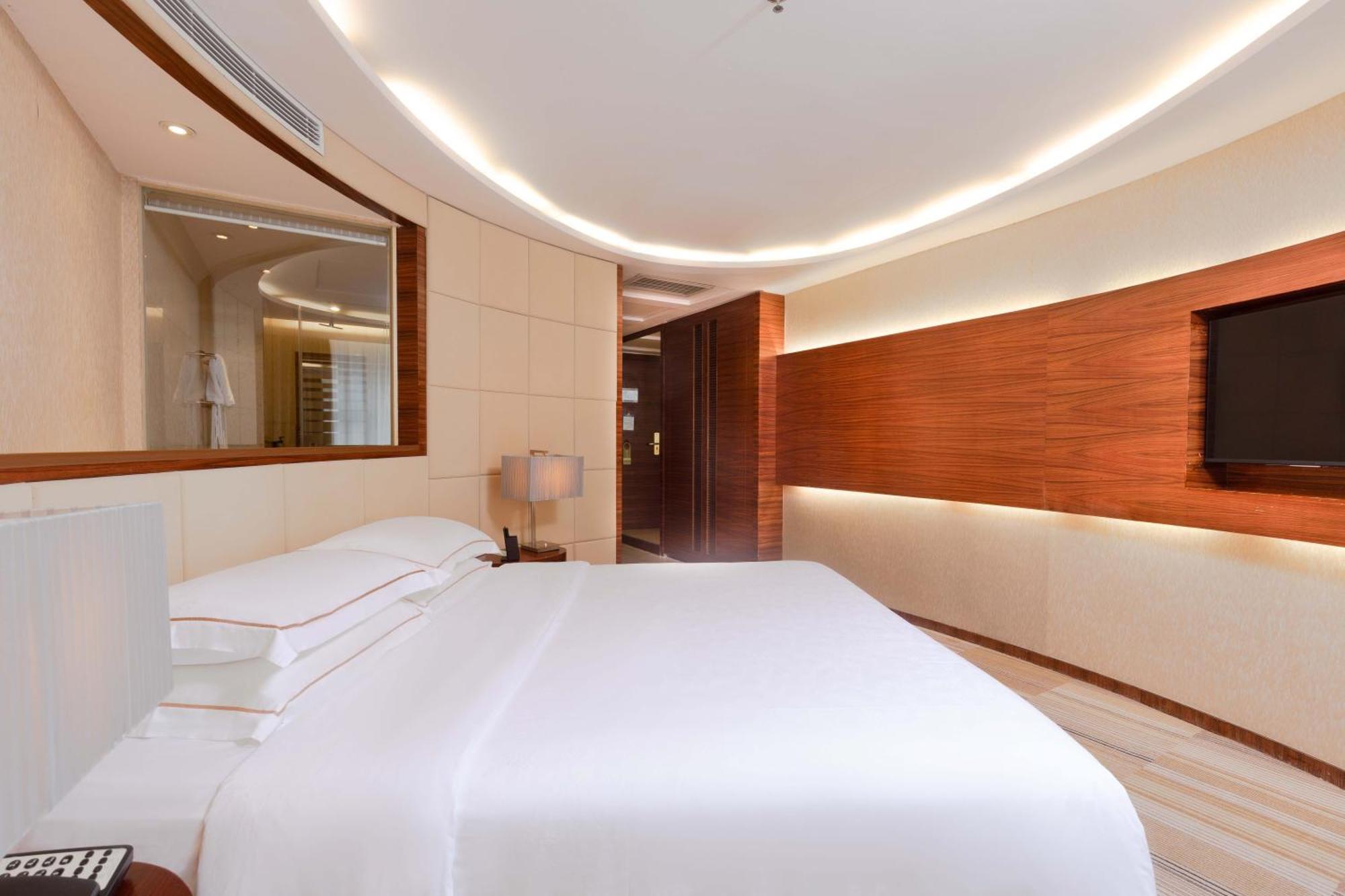 Guangzhou Good International Hotel Exterior photo